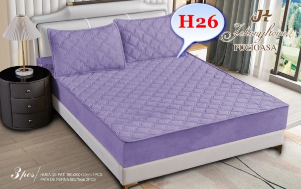 Husa de pat: 160x200+30 cm – Acest model se potrivește perfect pe saltelele de dimensiune standard 160x200 cm și adaugă 30 cm suplimentari pentru un aspect perfect aranjat. 2 fețe de pernă: 50x75 cm – Aceste fețe de pernă sunt ideale pentru a completa setul și pentru a adăuga un plus de confort în dormitorul tău.