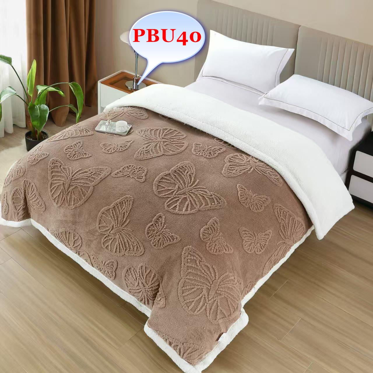 Păturile COCOLINO sunt confectionate din microfibră, este foarte uşoară, moale şi căldurosă, se întreţine foarte simplu, se spală şi se usucă foarte repede, preferată iarna, potrivită pentru tot timpul anului